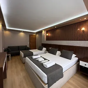 Ueskuedar Hotel
