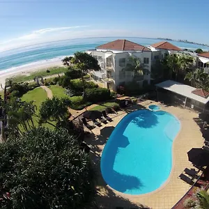 Resort Golden Riviera Absolute Beachfront ****